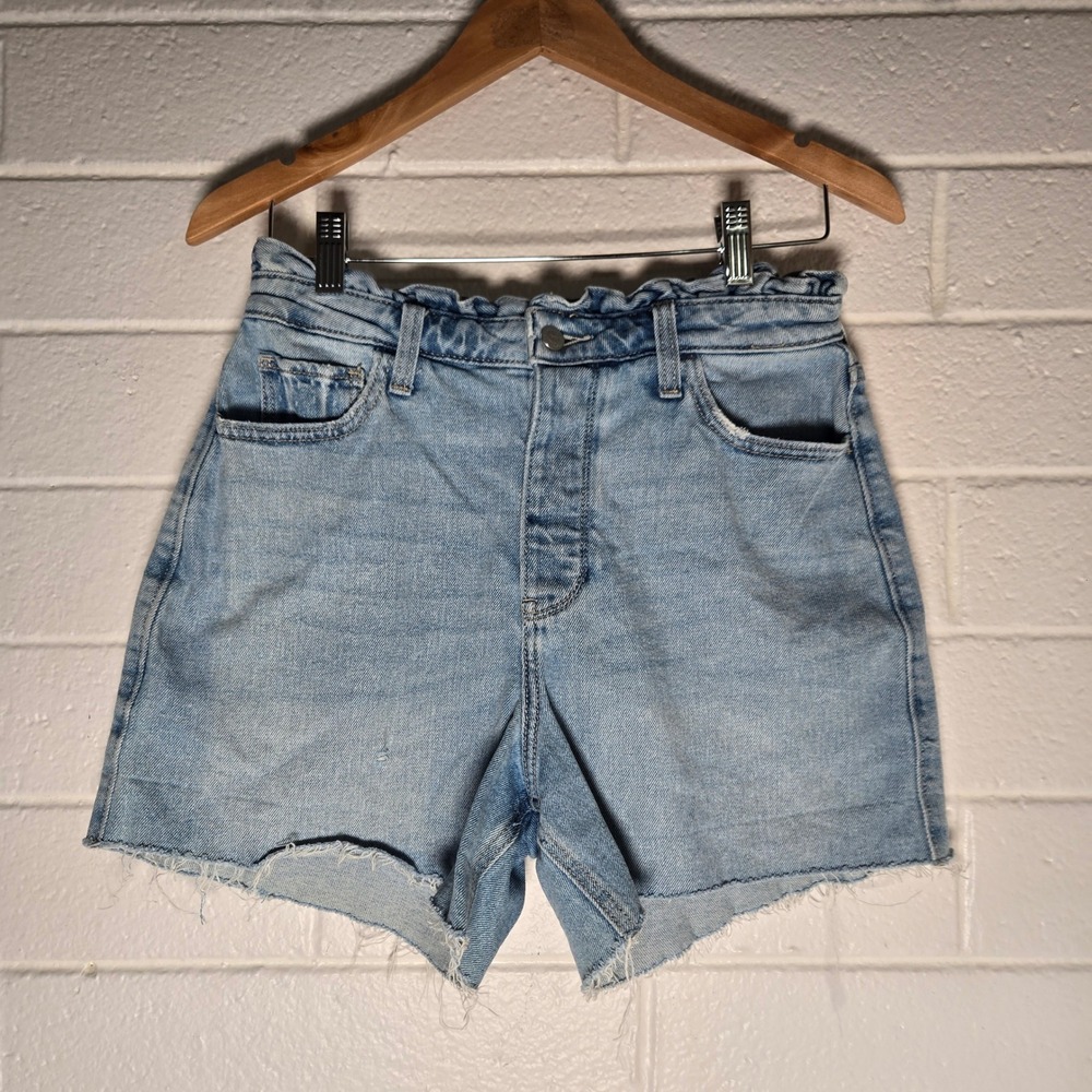 Hollister Ultra High-Rise Mom Ruffle Short 28‎ Raw Cut Off Light Wash Denim Boho